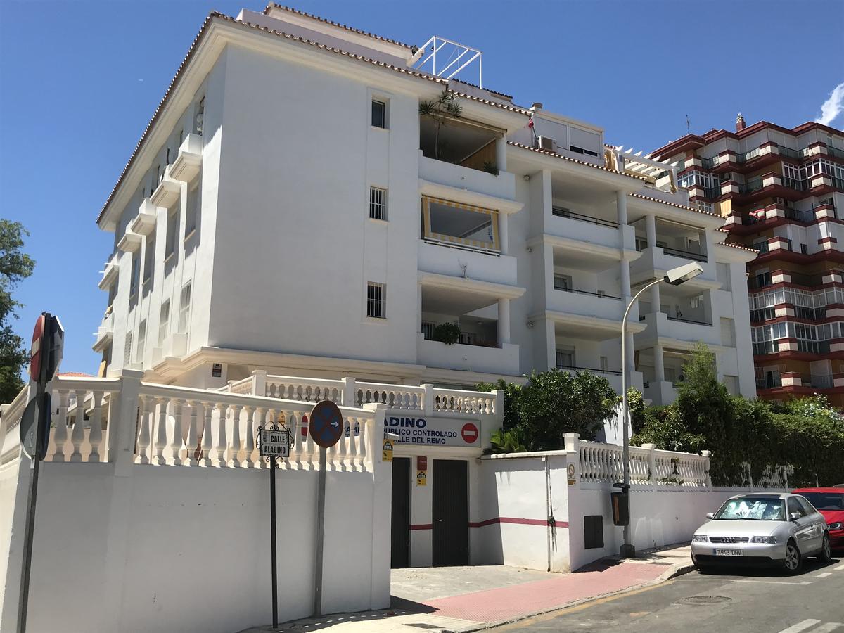 Apartamento Los Nidos Torremolinos Ngoại thất bức ảnh
